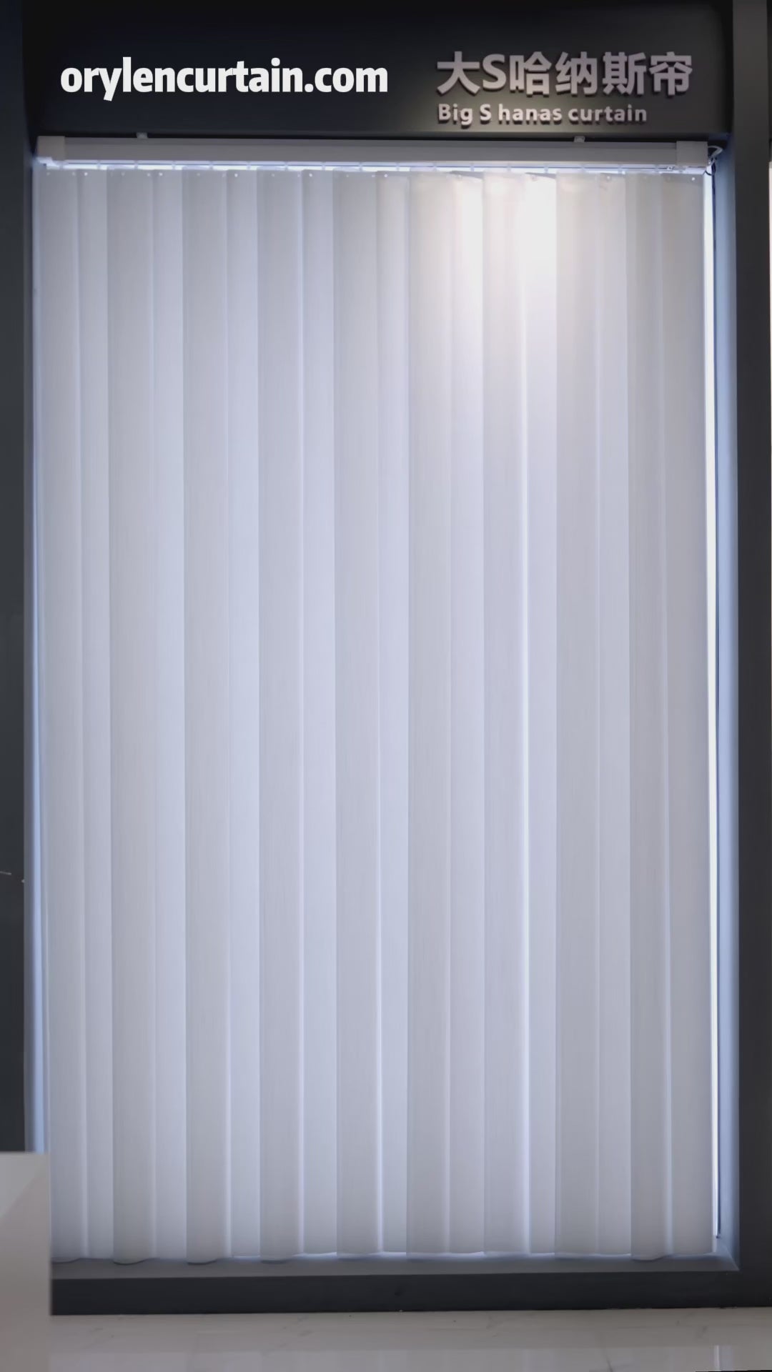 Load video: Hanas Curtain Blind
